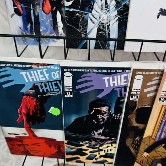 Thief of Thieves 5-6 8-9 11 13-14 16-17 19-20 & #2 2nd Lot Robert Kirkman Image - Picture 7 of 7